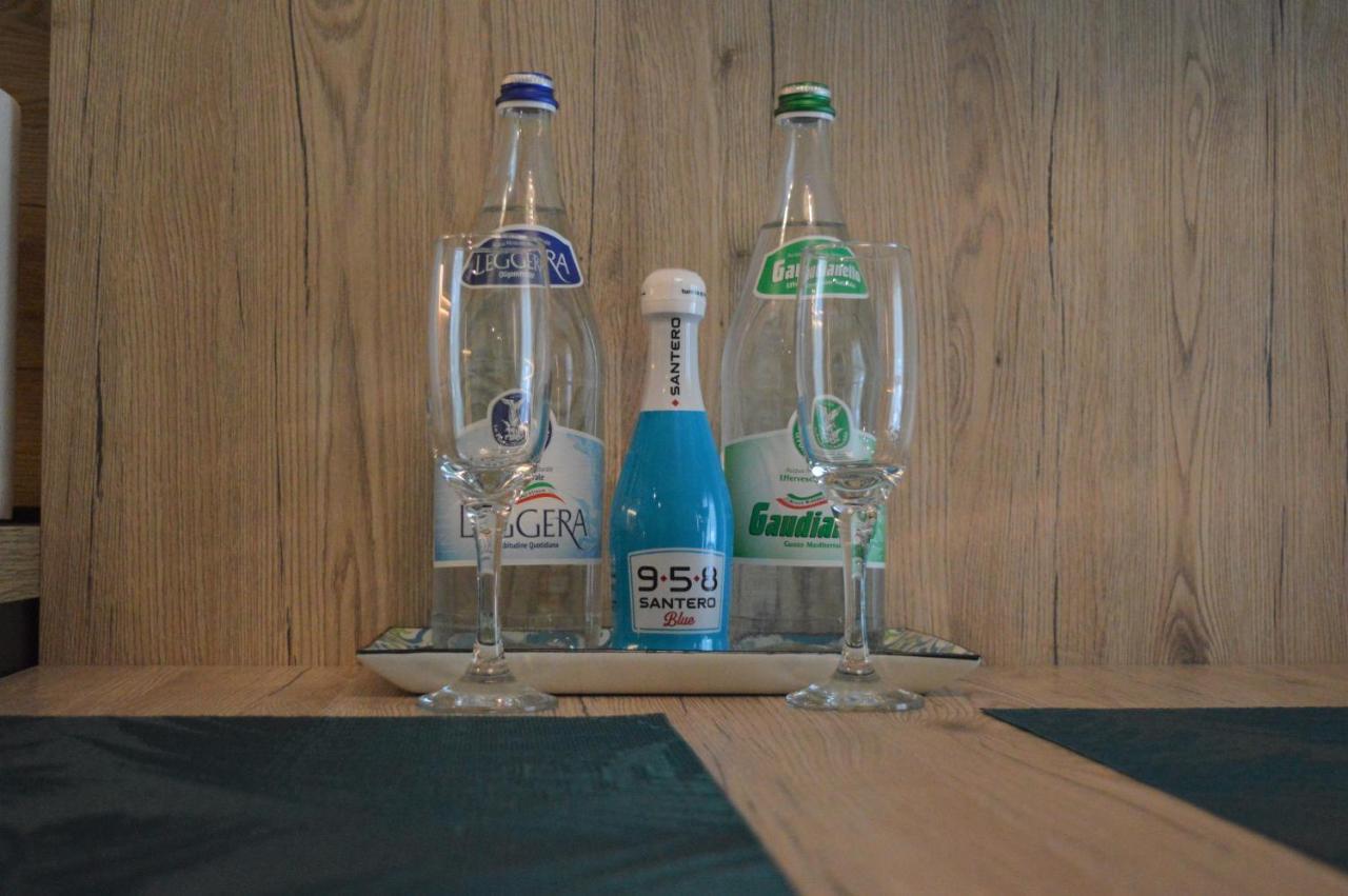 Dizeta Suite And Apartment サレルノ エクステリア 写真